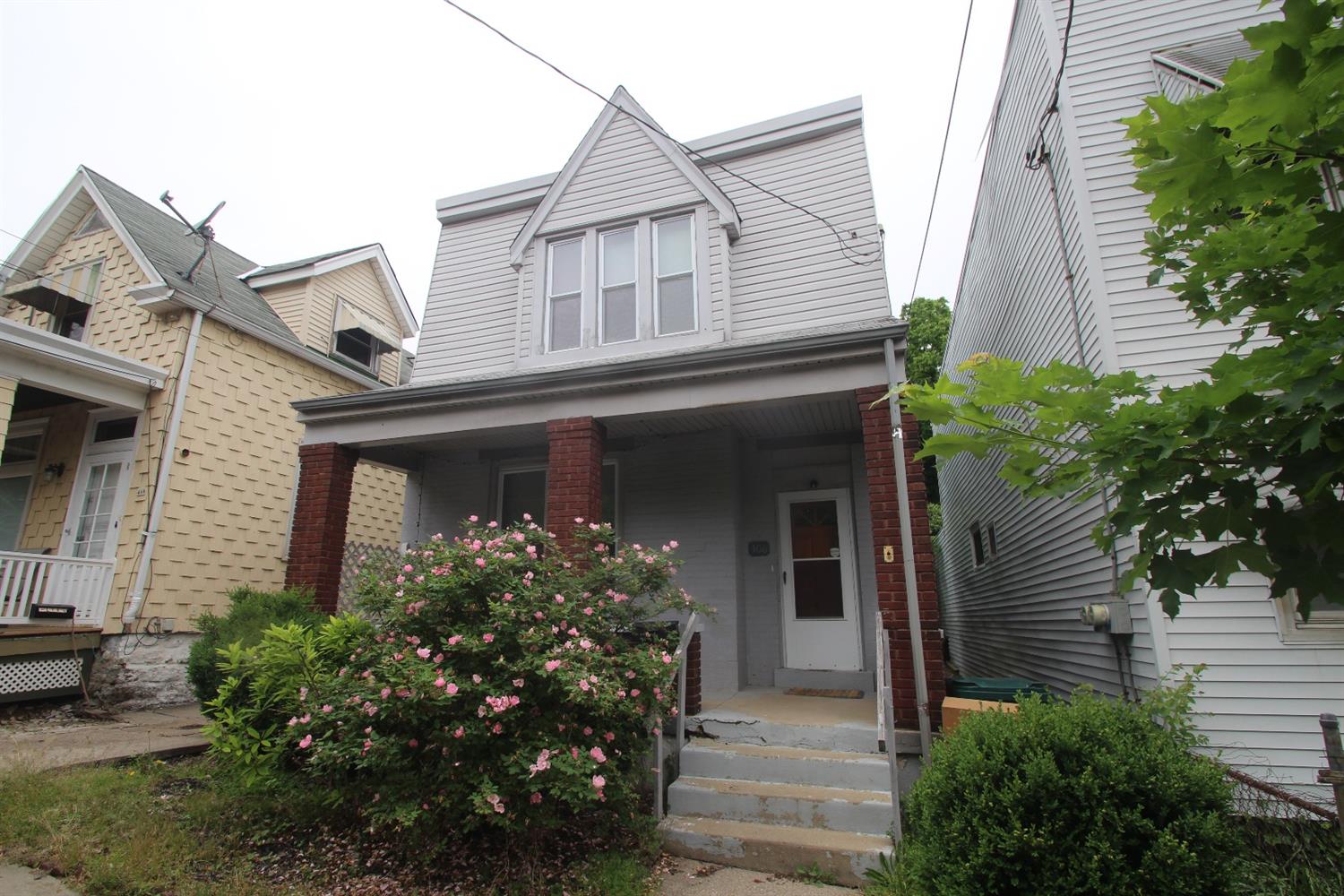 408 Ada St