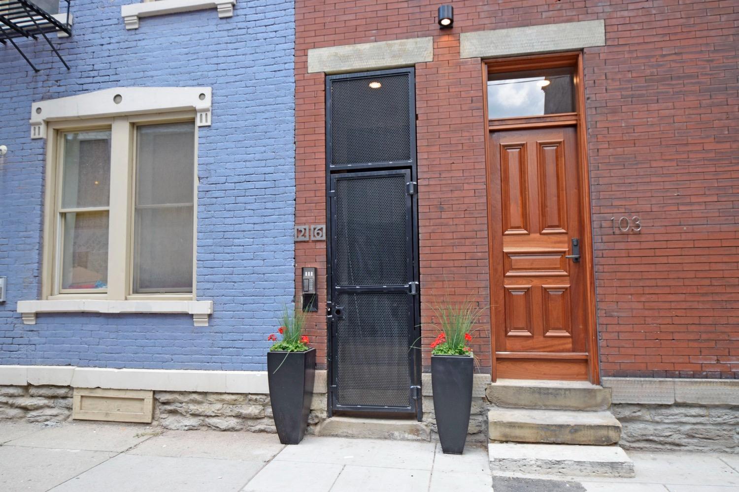 26 E Fourteenth St