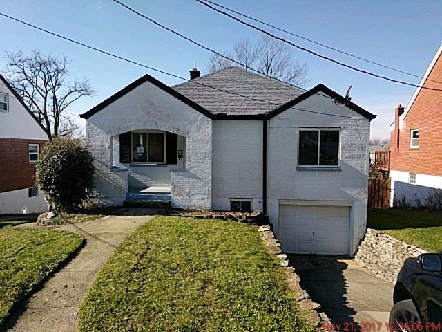 4461 Andreas Ave