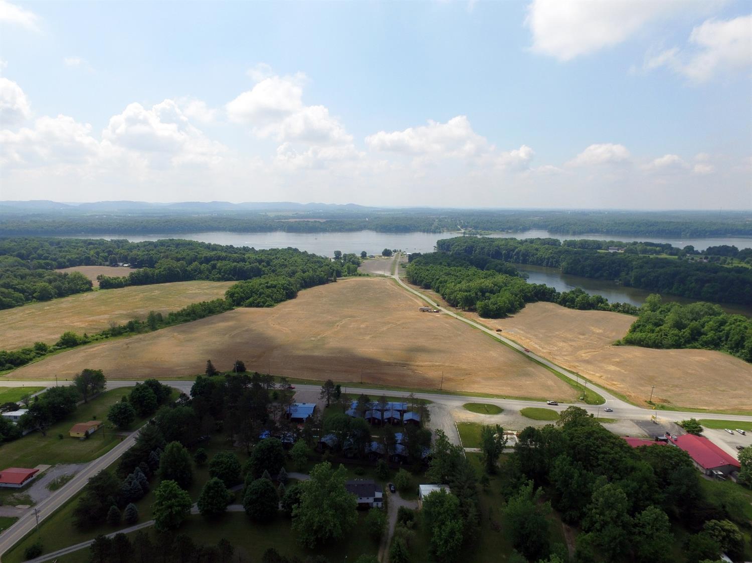 8 Lot North Shore Dr Paint Twp OH