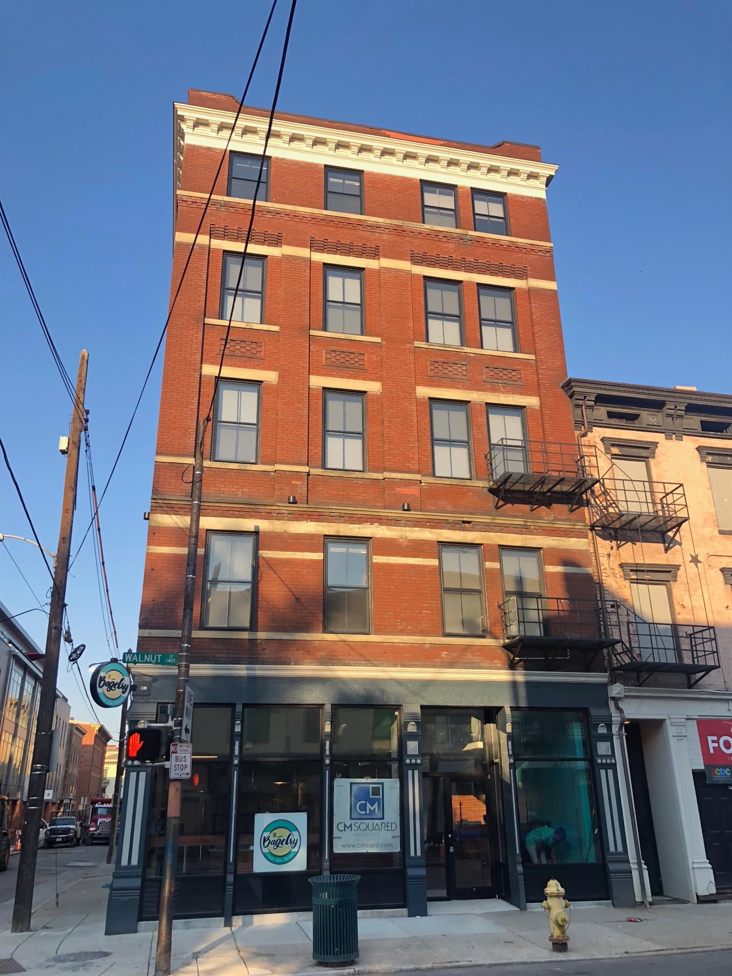 34 E Fourteenth St