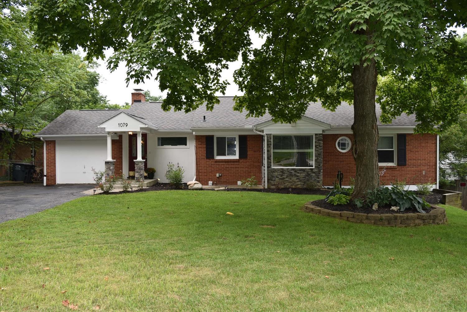 1079 Birney Ln