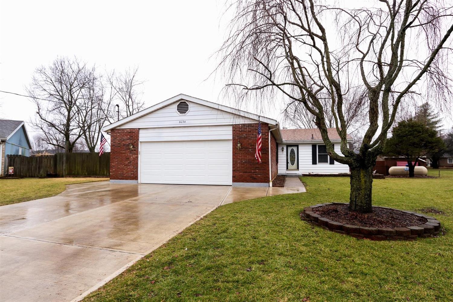 8634 Cheshire Ct
