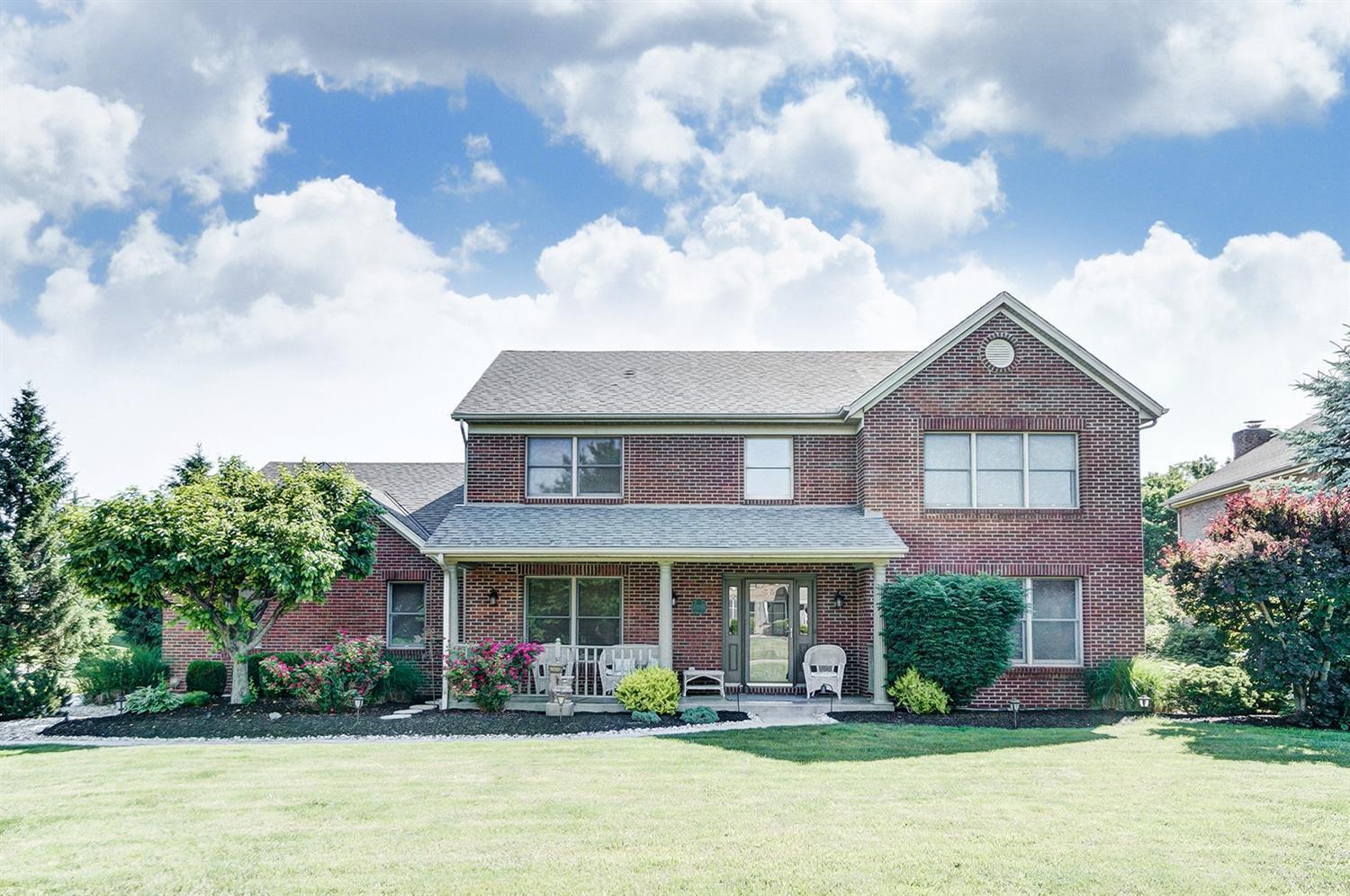 984 Cedarpark Dr