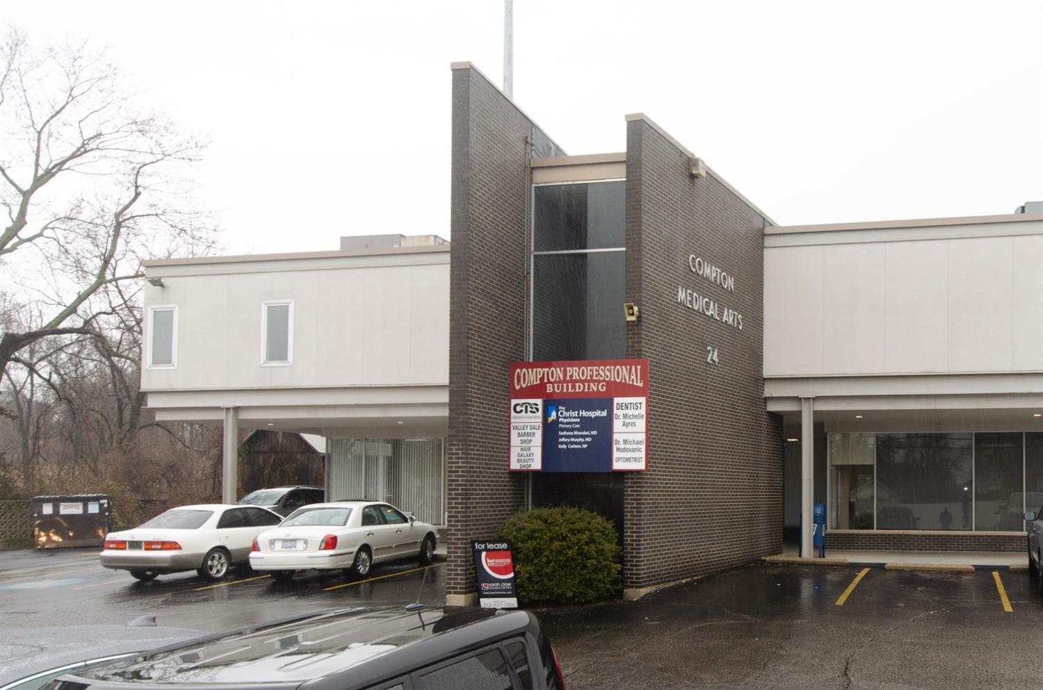 24 Compton Rd
