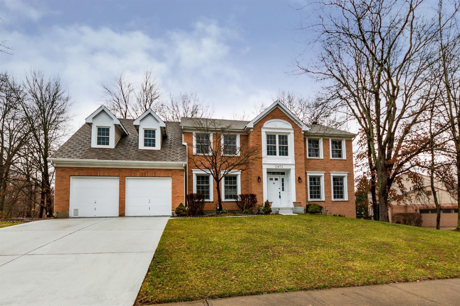 2872 Ashwood Dr