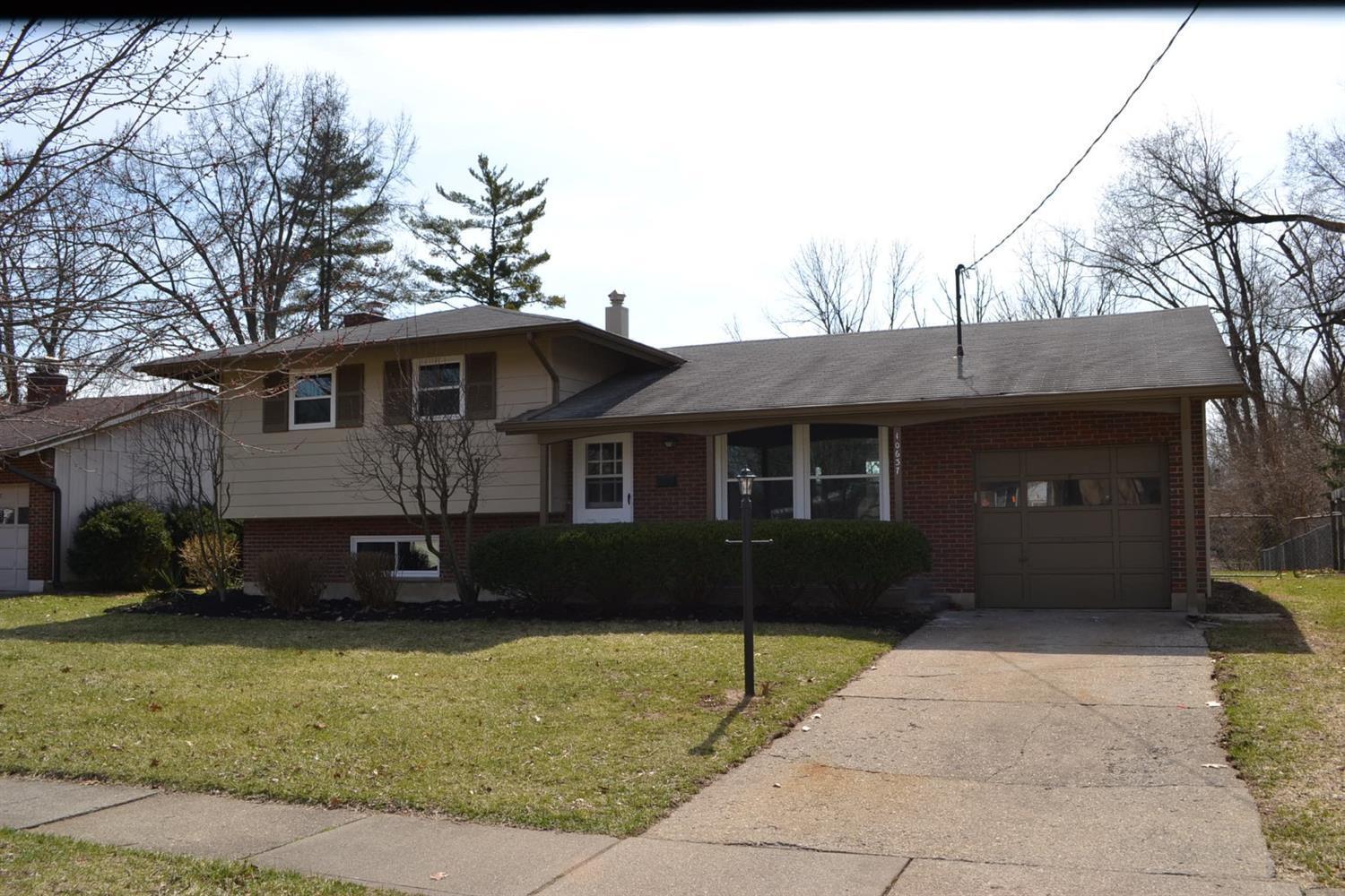 10637 Chelmsford Rd Forest Park OH