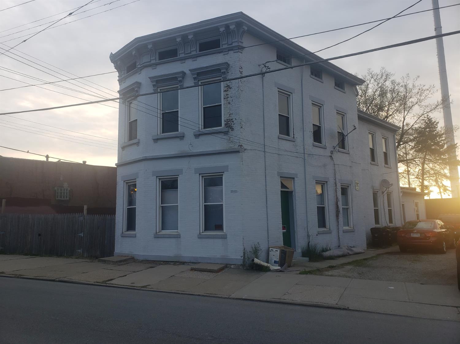 3942 Colerain Ave Cincinnati OH