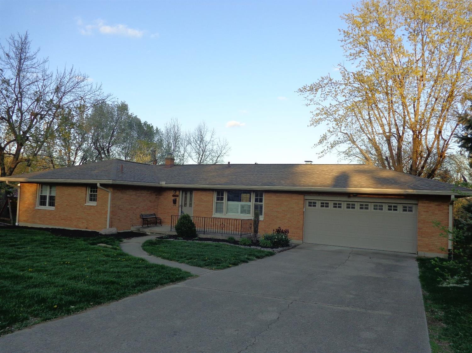 1350 Clovernook Dr Hamilton OH