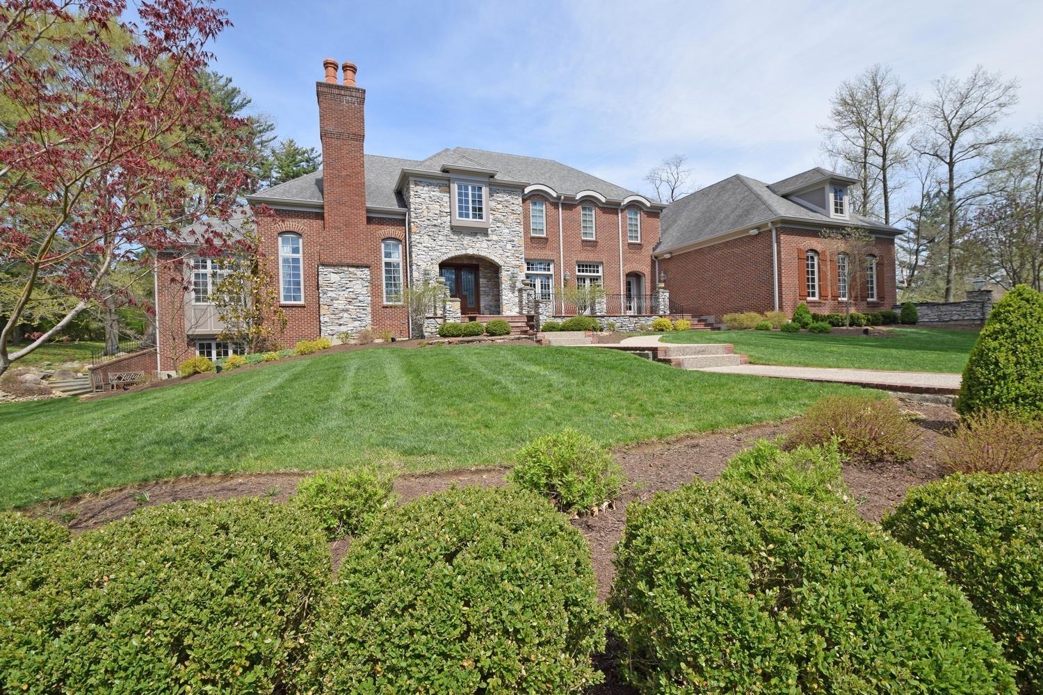 4900 Burley Hills Dr Indian Hill OH