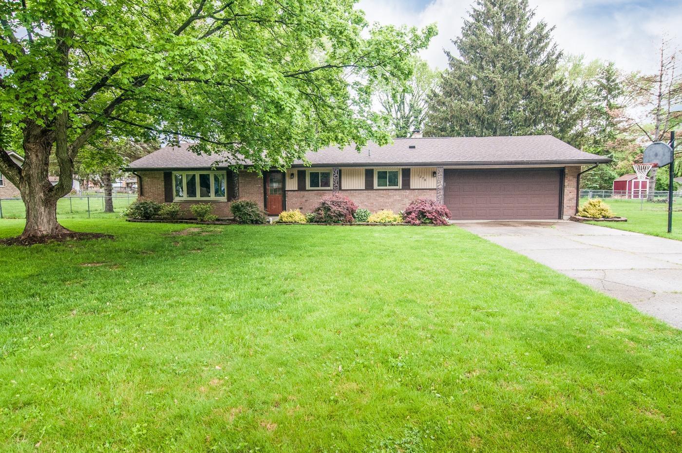 1278 Cedarcliff Dr Beavercreek OH