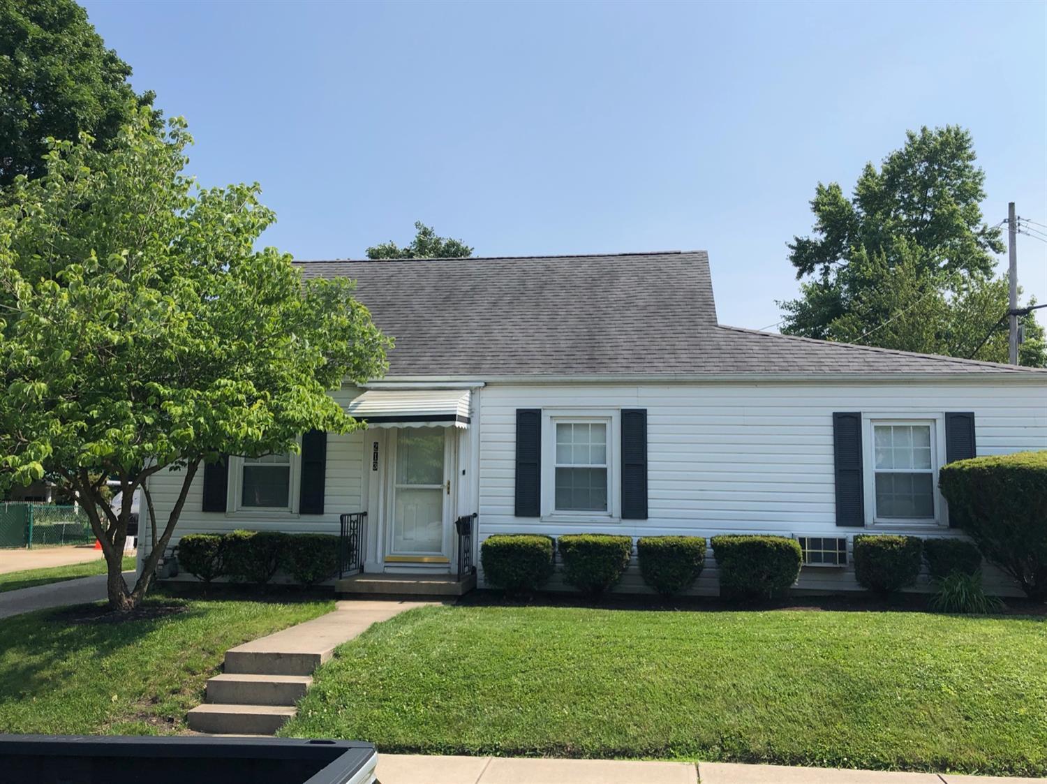 213 W Church St Mason OH