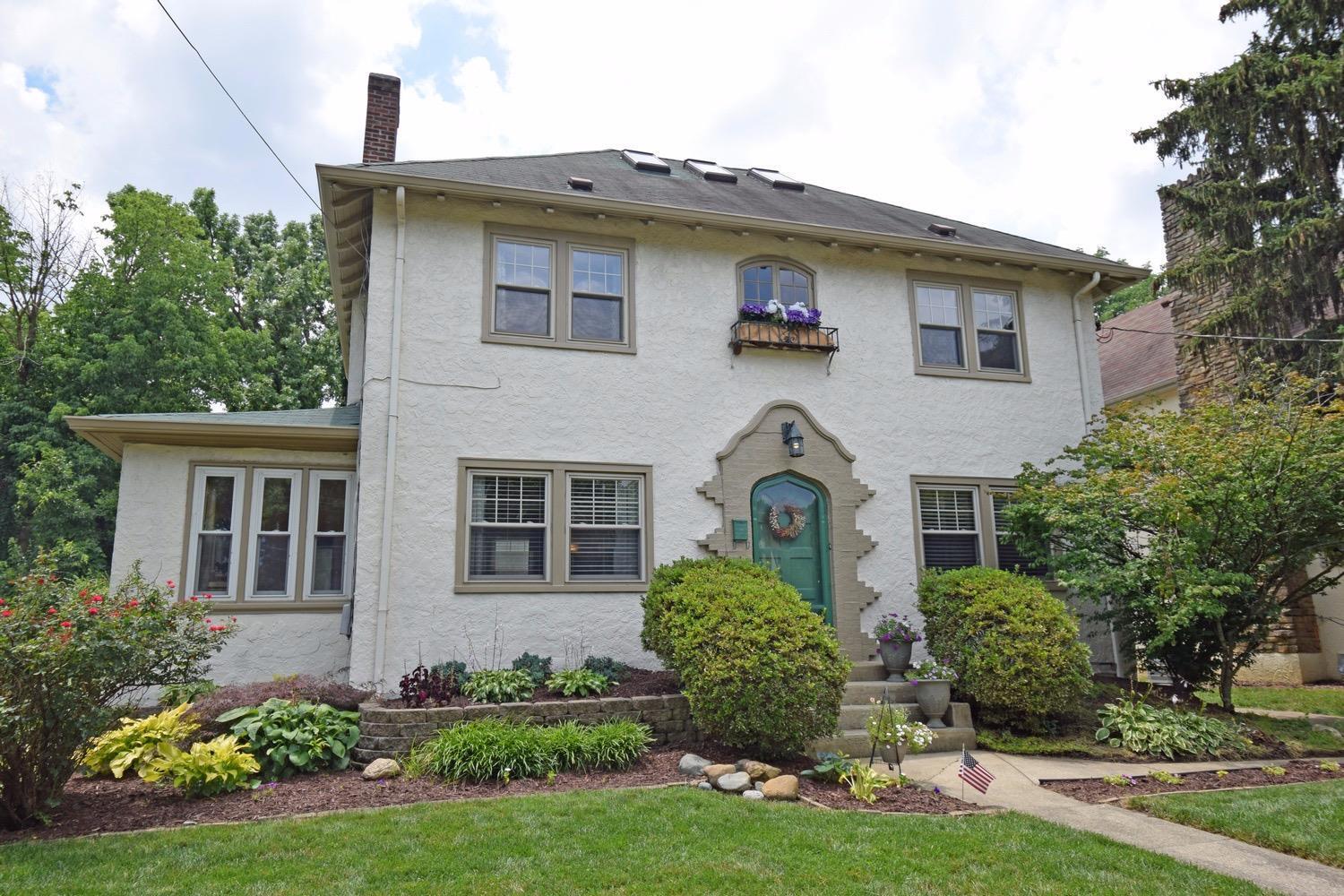 1263 Avon Dr Cincinnati OH