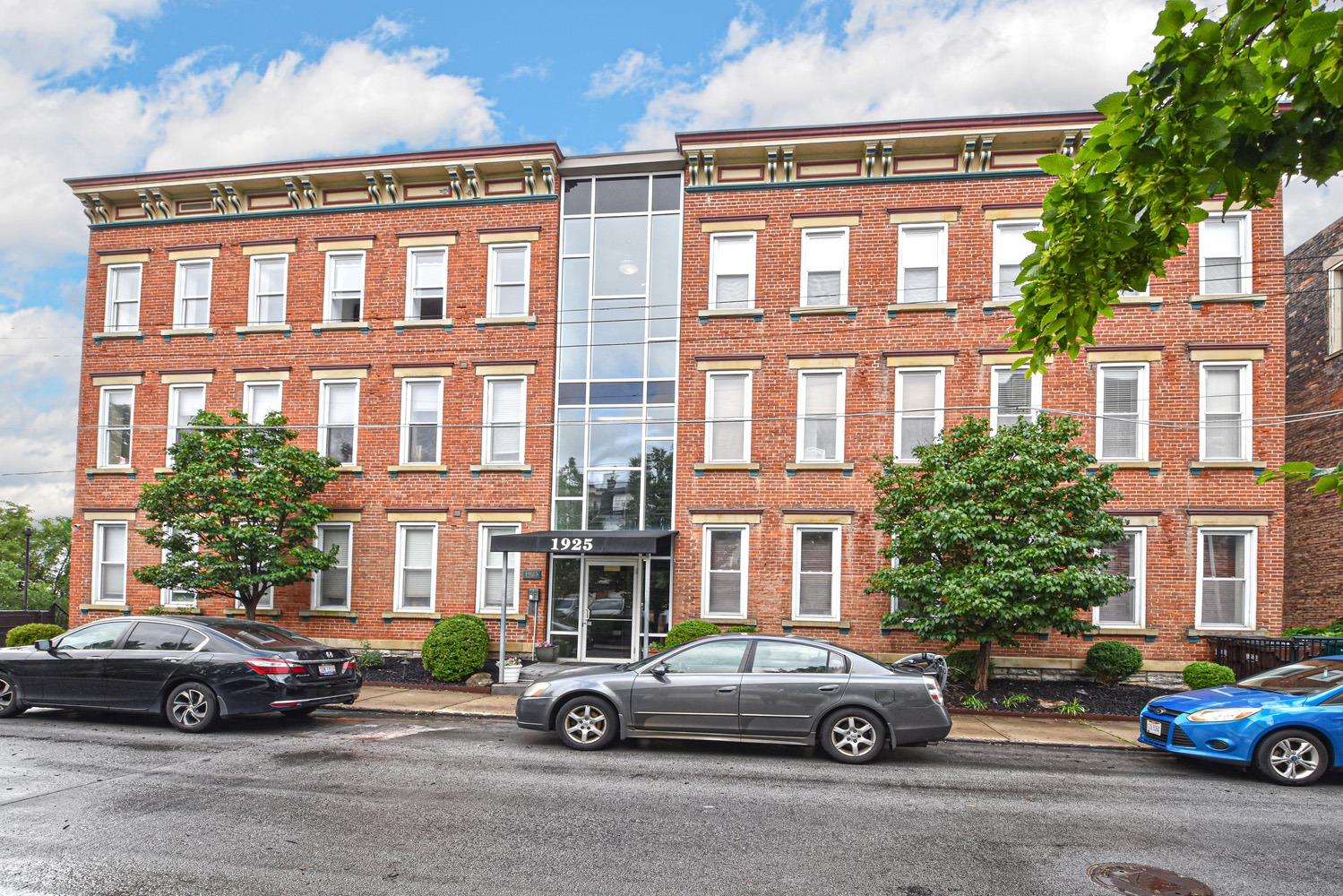 1925 Auburn Ave 2 Cincinnati OH