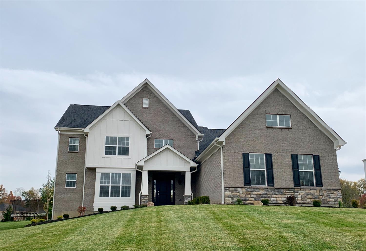 1258 Ridgewood Dr 607 Miami Twp OH