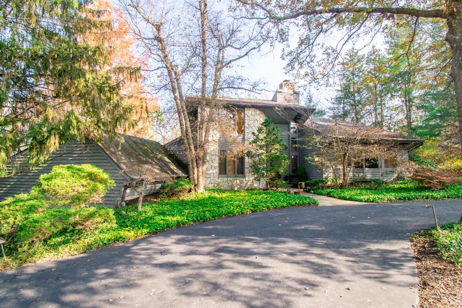 6400 Shawnee Pines Dr Indian Hill OH