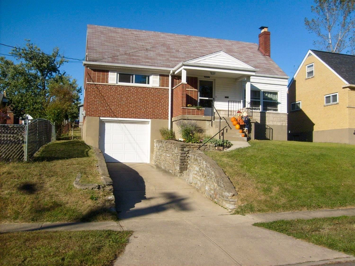 4372 Dalehurst Dr Green Twp OH
