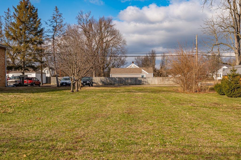 108 W State St Trenton OH