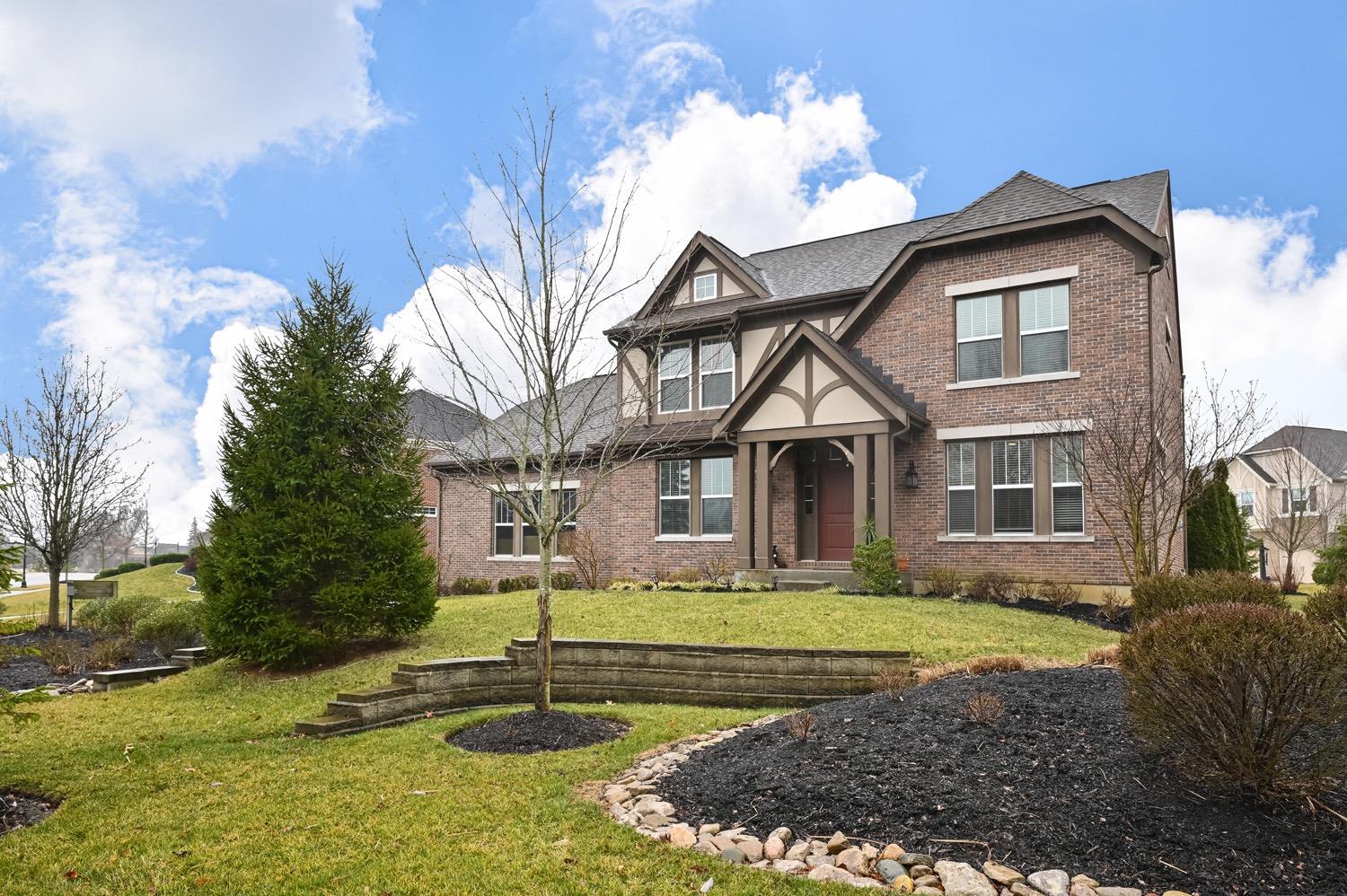10297 Plantation Pointe Dr Symmes Twp OH