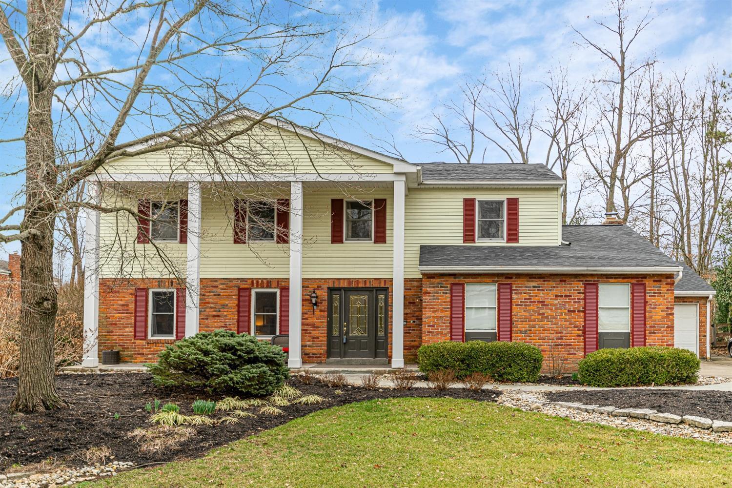 9877 Forestglen Dr Montgomery OH