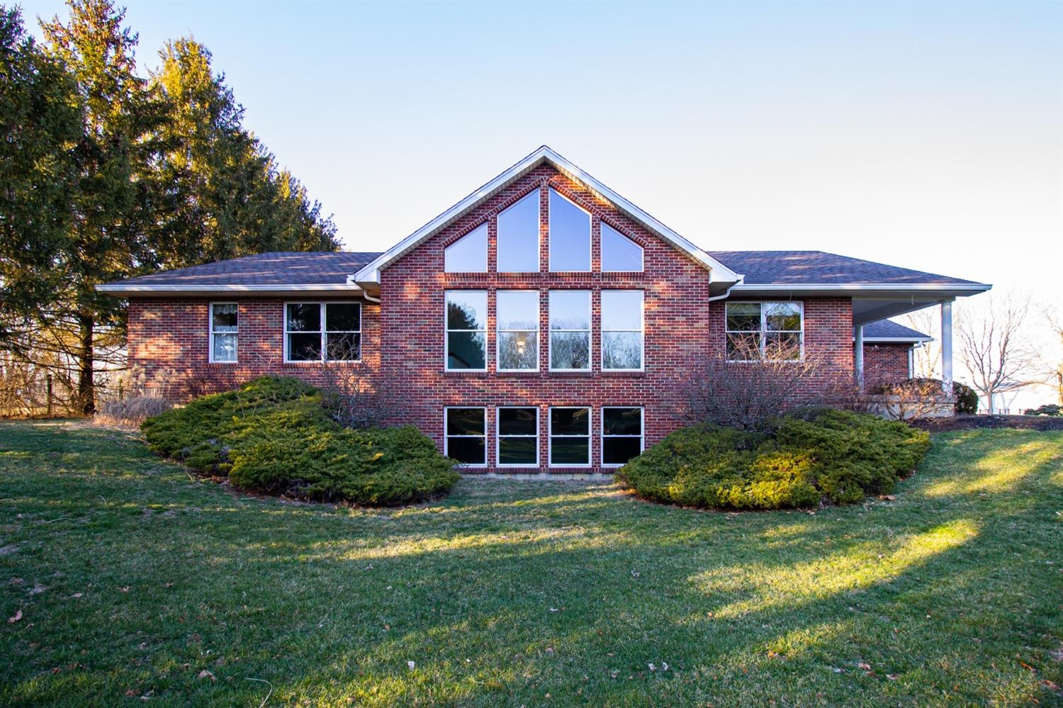 2014 Greentree Rd Turtle Creek Twp OH
