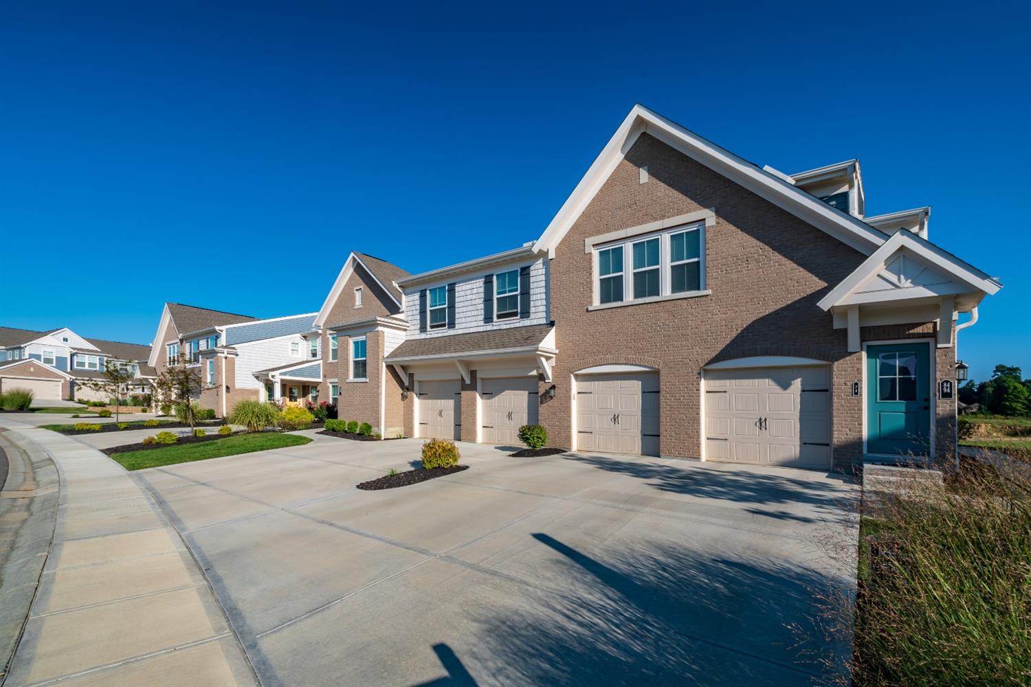 276 Old Pond Rd 23300 Springboro OH