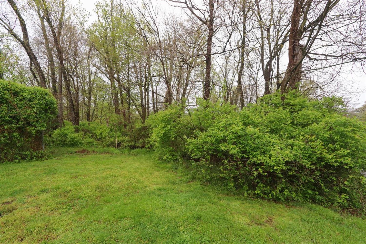 W Lakeview Dr Pierce Twp OH