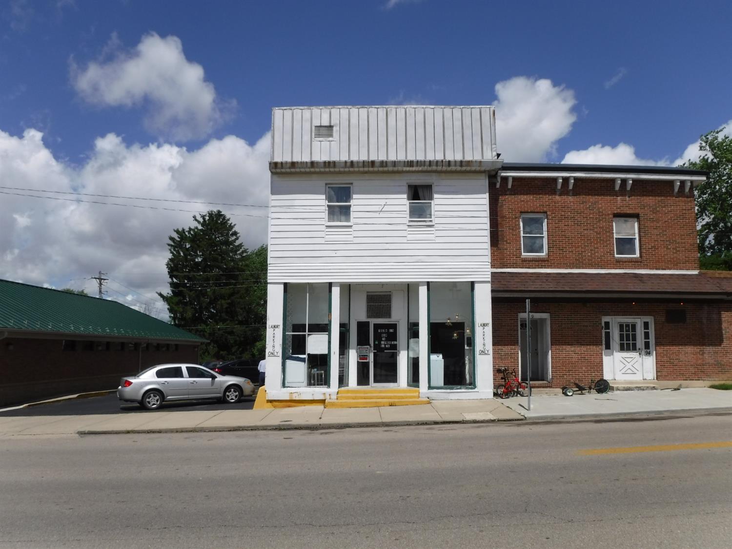 102 W Main St New Vienna OH