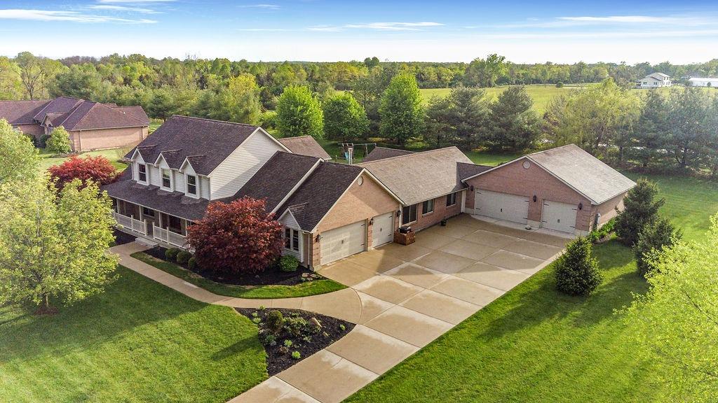 7571 Twin Oaks Dr Madison Twp OH