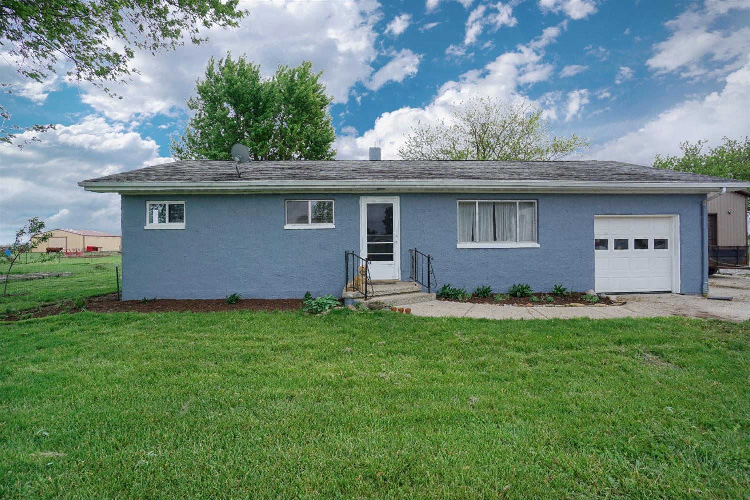 4779 Hussey Rd Jefferson Twp OH