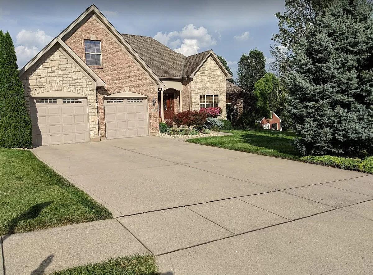 3849 Beacon Woods Dr Miami Twp OH