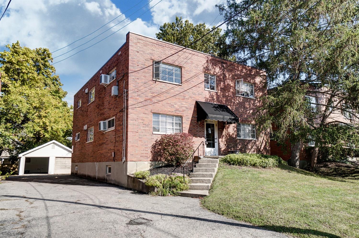 2744 Atlantic Ave Cincinnati OH