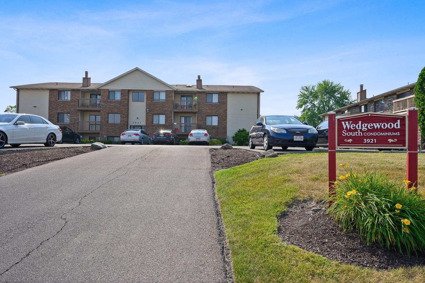 Photo of 3921 Mack RD 49, Fairfield, OH 45014