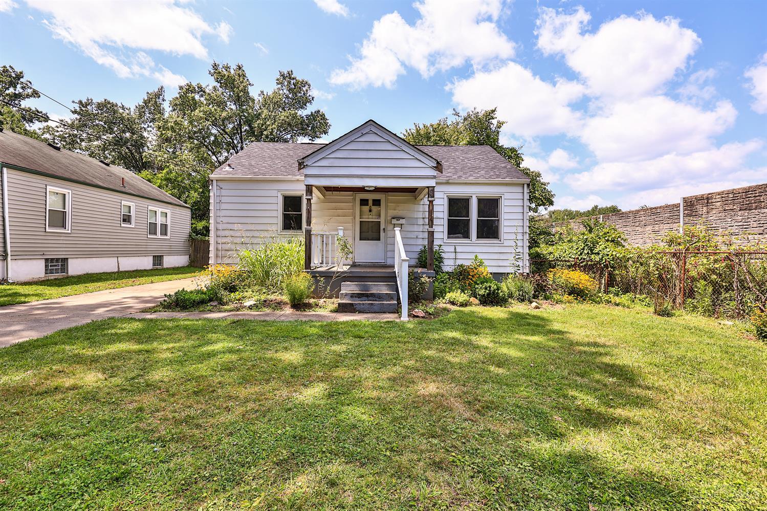 Photo of 6949 Mar Bev DR, Cincinnati, OH 45239