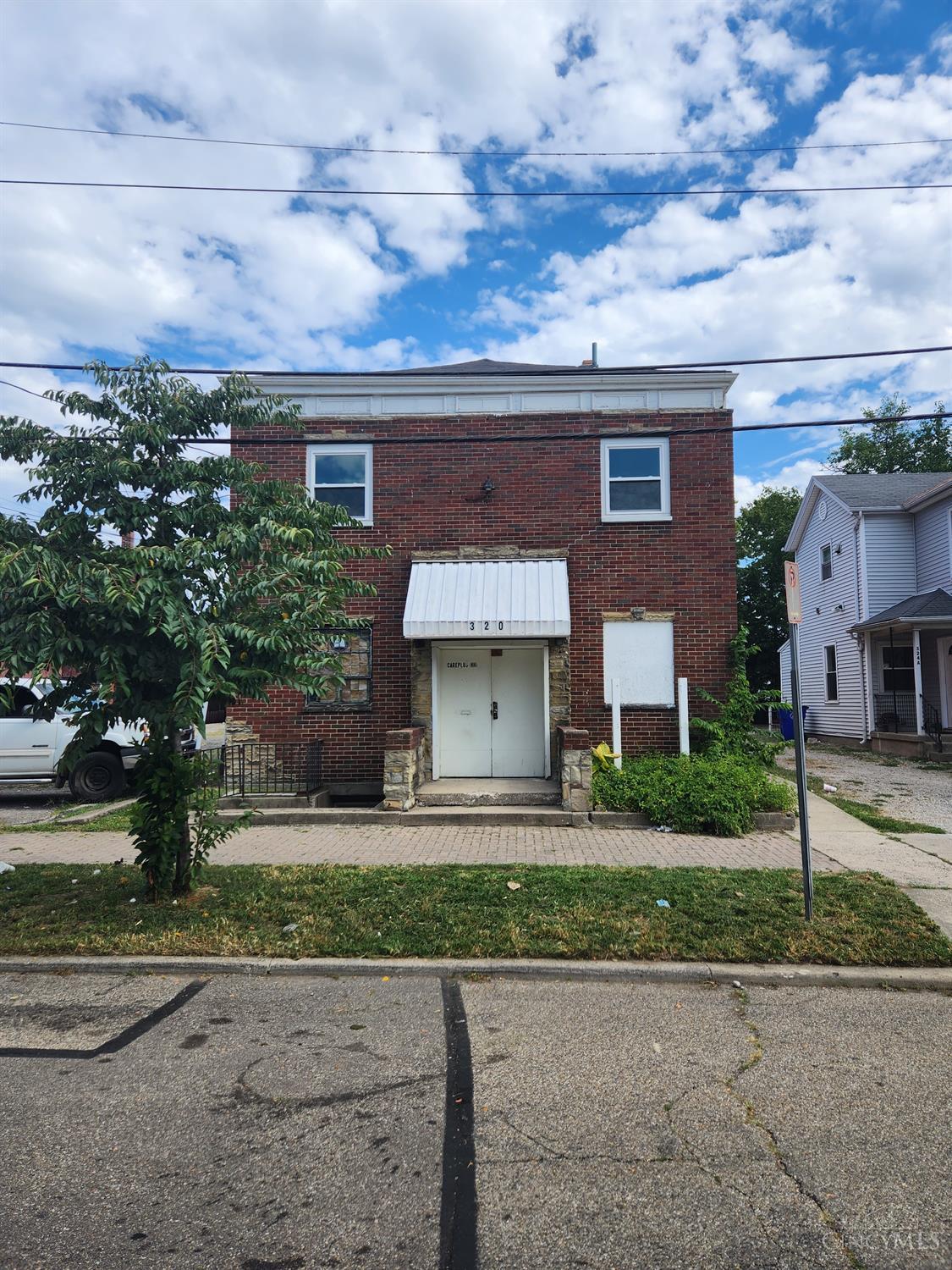 Photo of 320 Village ST, Hamilton, OH 45011