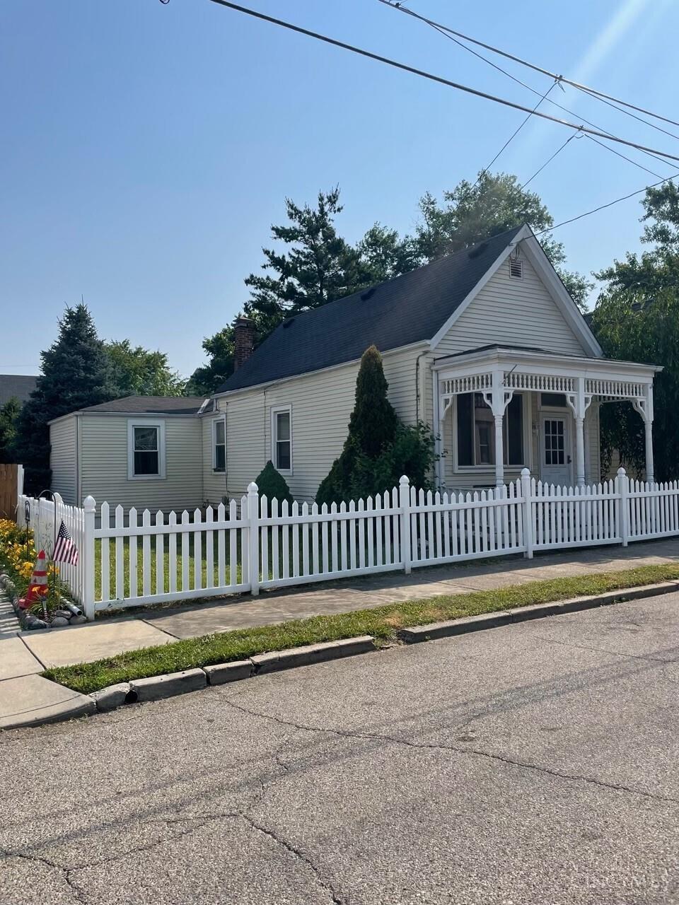 Photo of 208 Pearl ST, Cincinnati, OH 45215