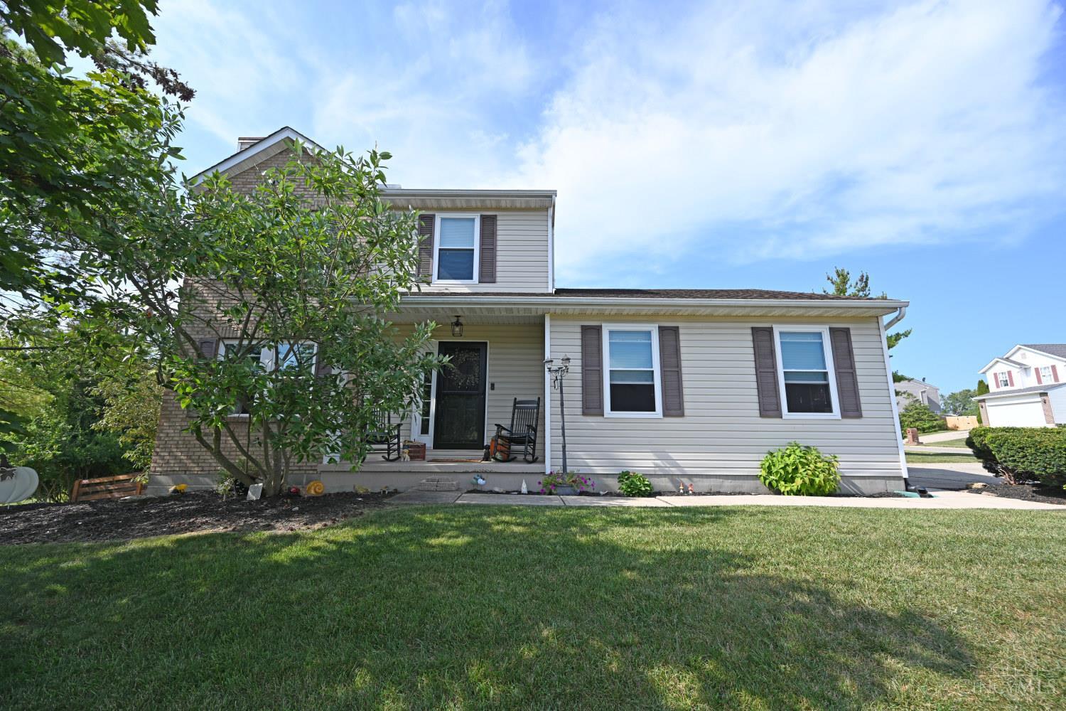 Photo of 405 Timber Hill DR, Hamilton, OH 45013