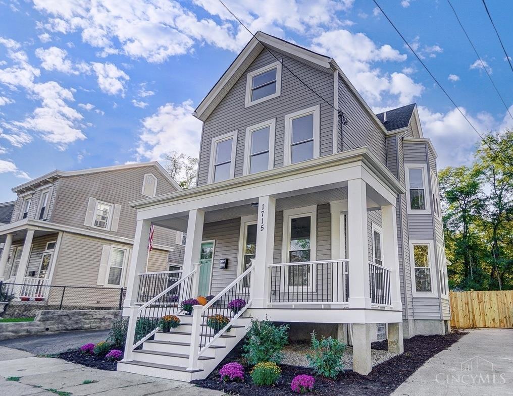 Photo of 1715 Fairfax AVE, Cincinnati, OH 45207