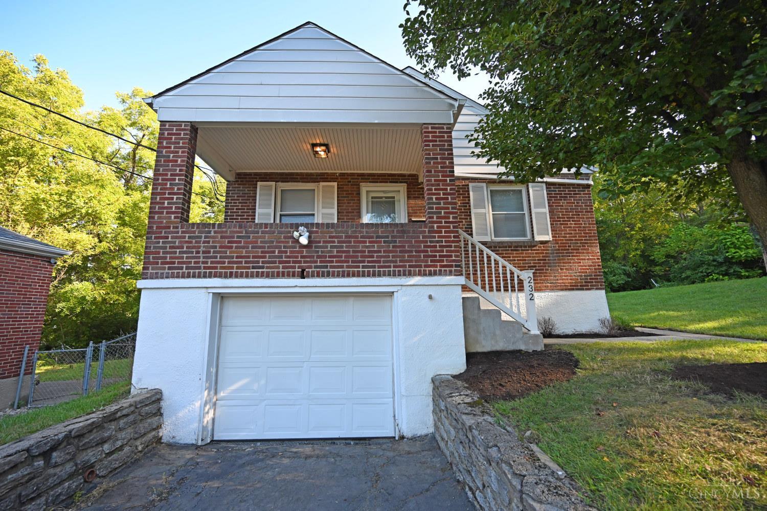 Photo of 232 E Mechanic ST, Cincinnati, OH 45215