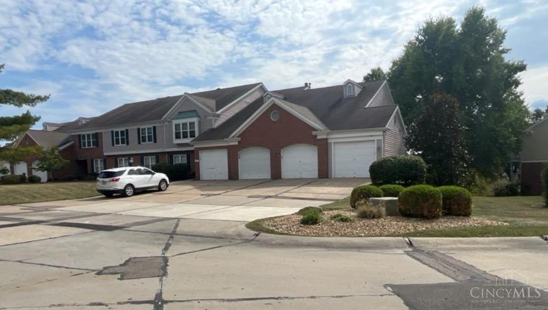 Photo of 6314 Eagles Lake DR, Cincinnati, OH 45248