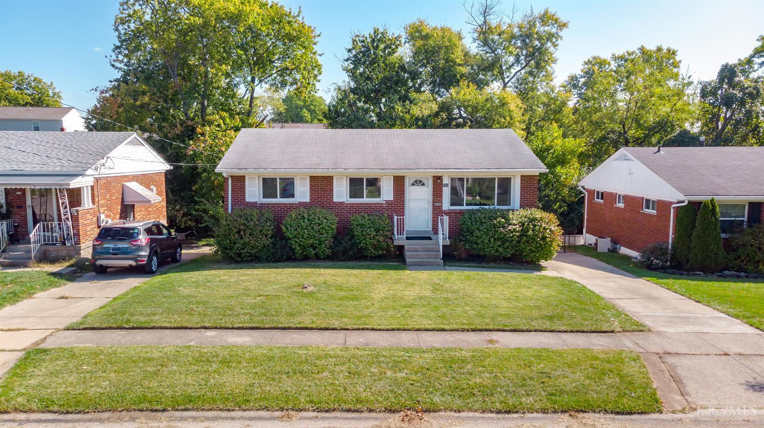 Photo of 250 Jupiter DR, Cincinnati, OH 45238