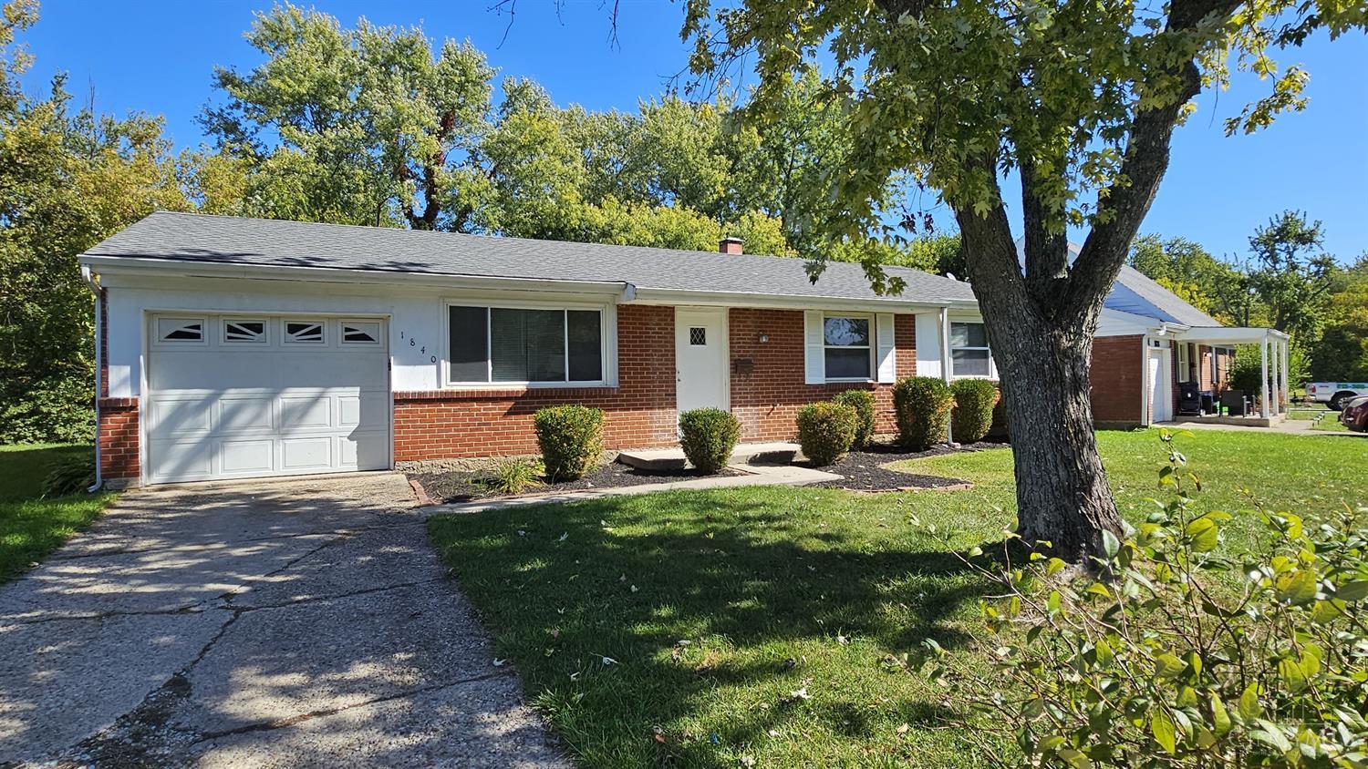 Photo of 1840 Lotushill DR, Cincinnati, OH 45240