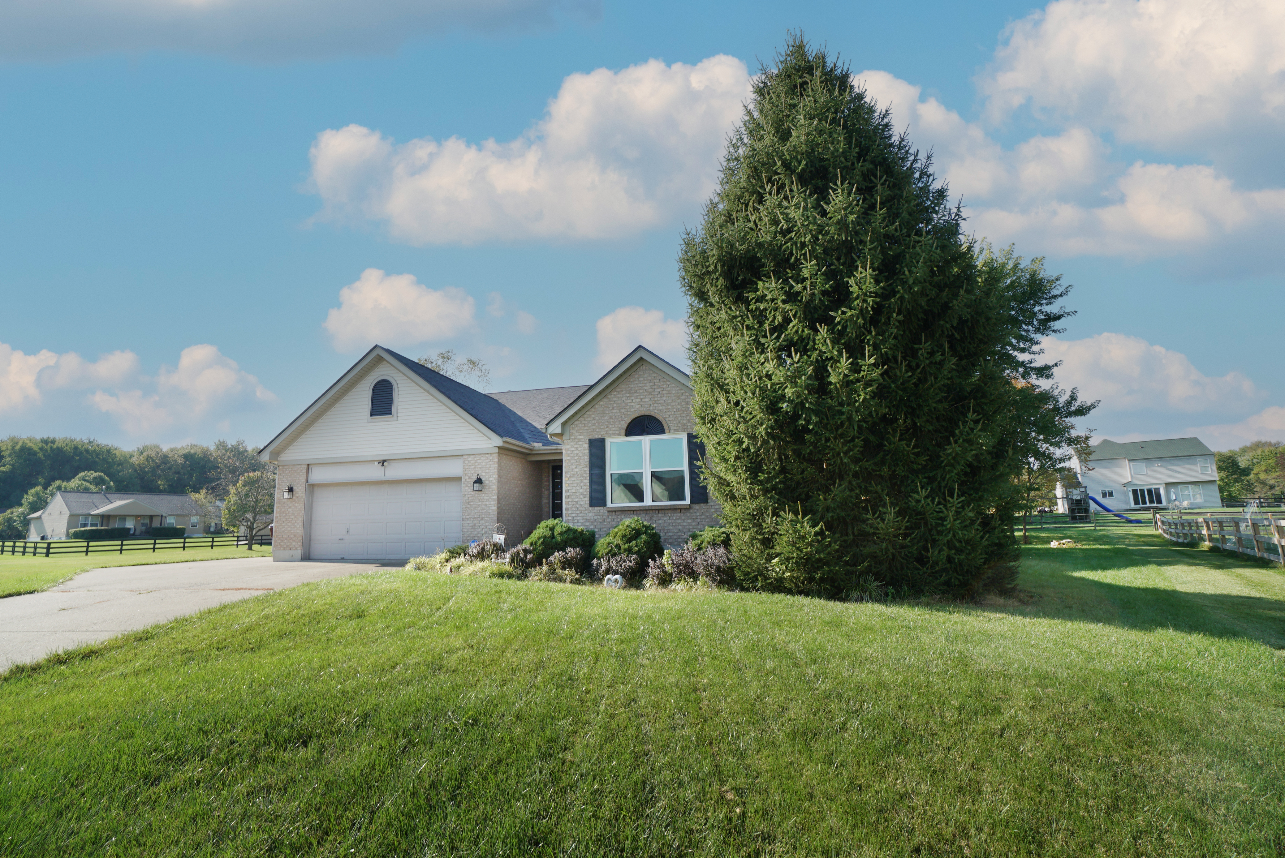 Photo of 4110 Ironledge CT, Loveland, OH 45140
