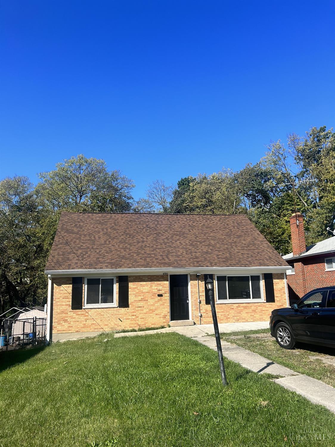 Photo of 3011 Costello AVE, Cincinnati, OH 45211