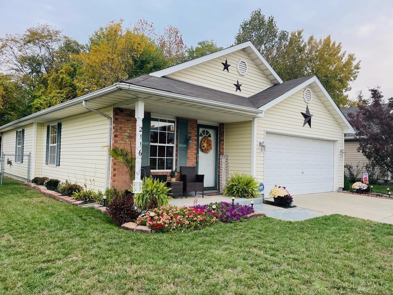 Photo of 2116 Jackson LN, Middletown, OH 45044