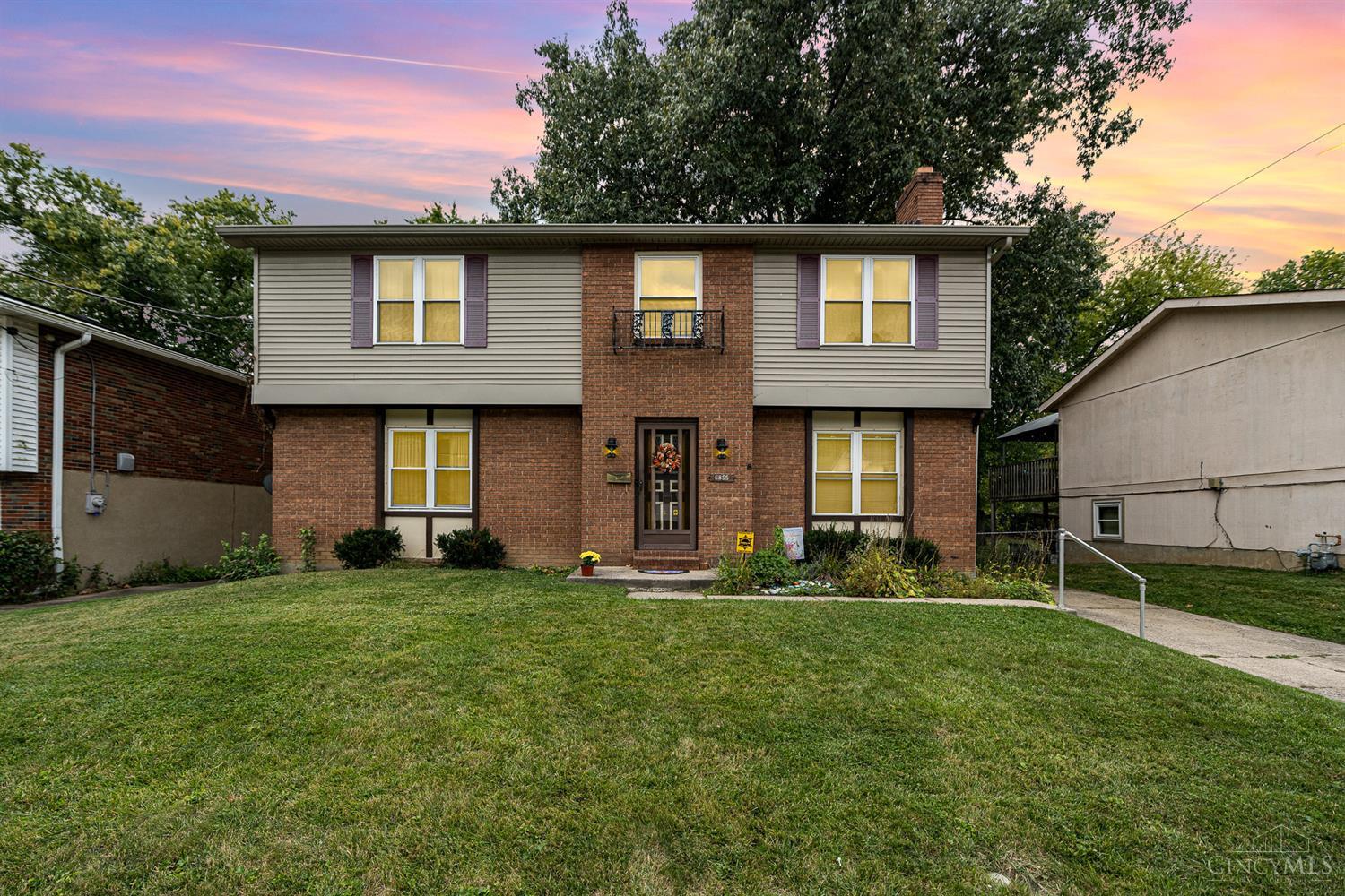 Photo of 6855 Sayler AVE, Cincinnati, OH 45233