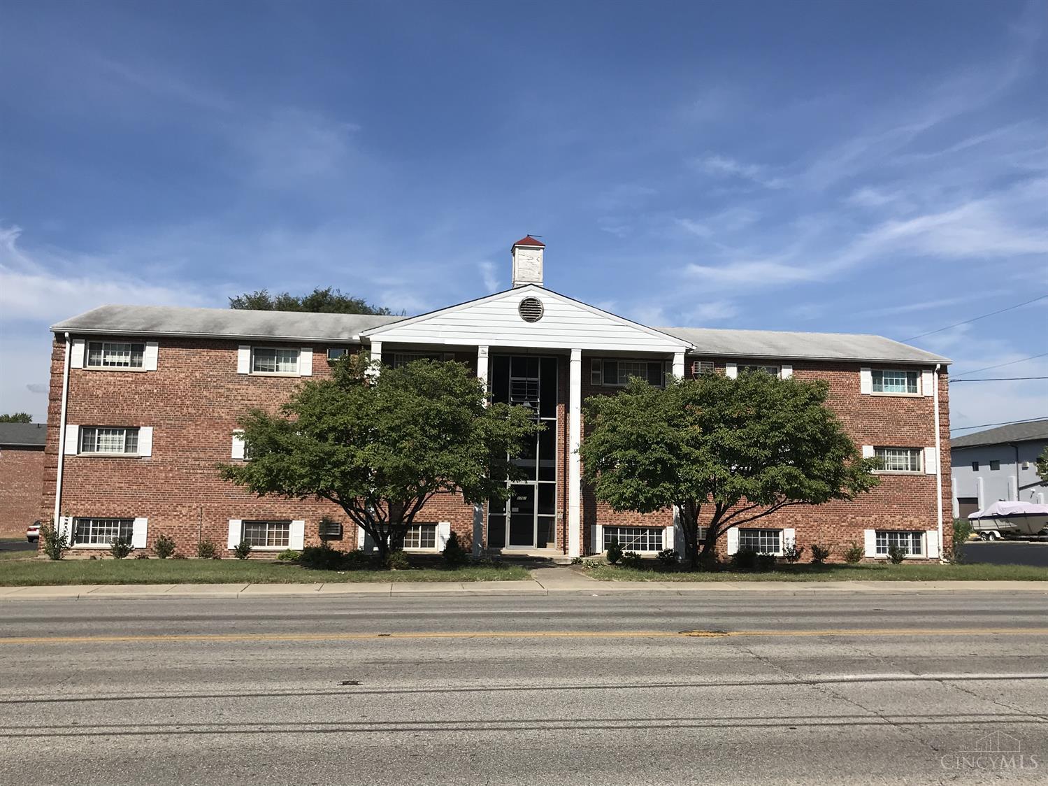 Photo of 8767 Reading RD 10, Cincinnati, OH 45215