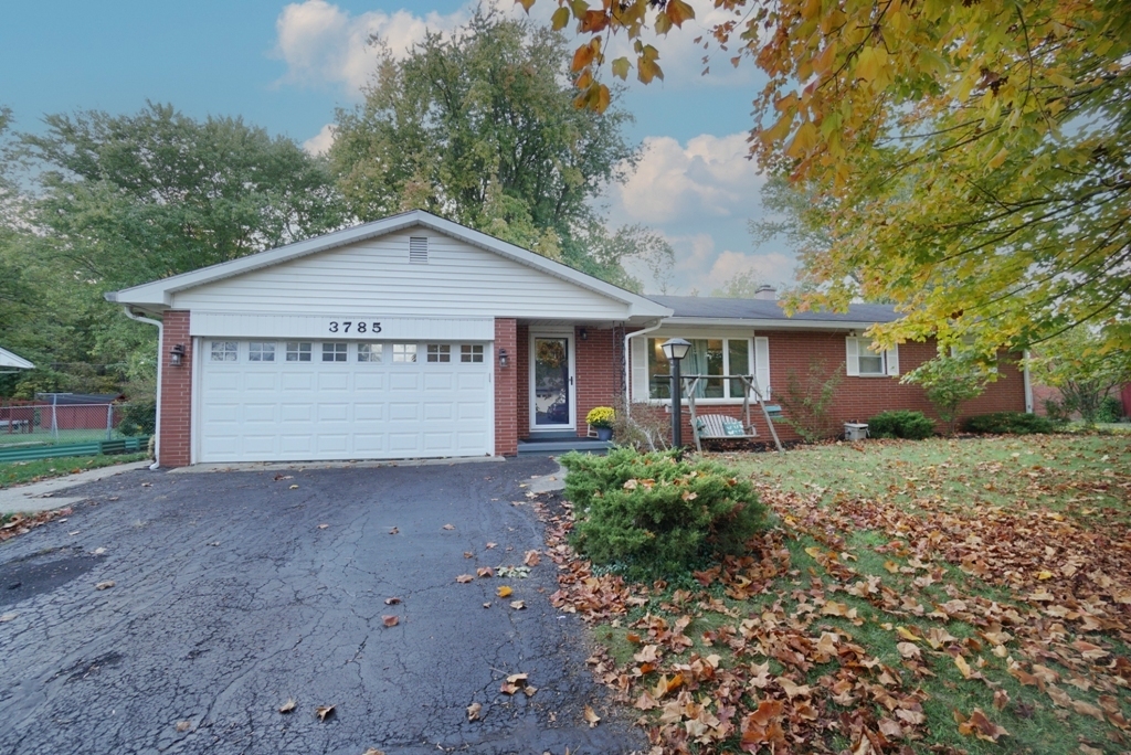 Photo of 3785 Crestview Ave, Clearcreek Twp., OH 45036