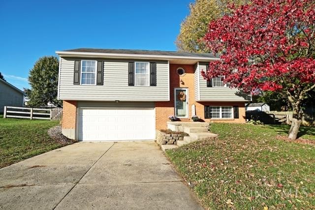 Photo of 319 Ridgeview LN, Monroe, OH 45050