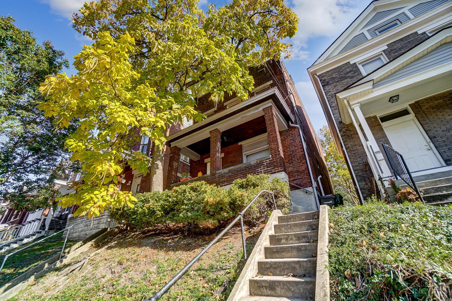 Photo of 2322 Flora ST, Cincinnati, OH 45219